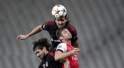 ג´ירו מול קאבלק וגולום (רויטרס) ג´ירו מול קאבלק וגולום (רויטרס)