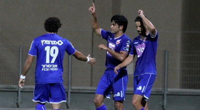 שחקני ב&qout;ש חוגגים (חגי ניזרי)