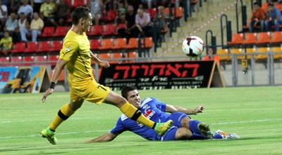 אצילי בועט (חגי ניזרי)