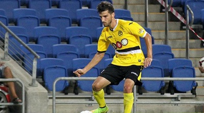 עומרי קנדה במדי מכבי נתניה (רדאד ג´בארה) עומרי קנדה במדי מכבי נתניה (רדאד ג´בארה)