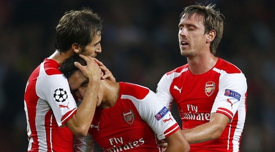 סאנצ´ס מקבל חיבוק מפלאמיני ומונריאל (רויטרס)