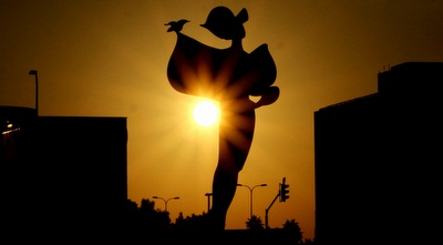 הפסל של סמי עופר (שי לוי)