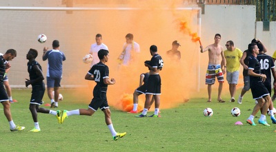 האבוקות באימון מכבי נתניה (רדאד ג´בארה) האבוקות באימון מכבי נתניה (רדאד ג´בארה)