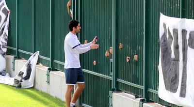 אוהד לויטה עם האוהדים (רדאד ג´בארה) אוהד לויטה עם האוהדים (רדאד ג´בארה)