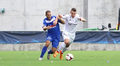 עמרי אלטמן פורץ קדימה (שי לוי)