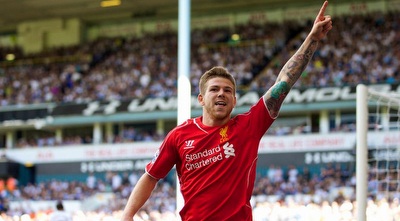 אלברטו מורנו חוגג שער בכורה בליברפול אלברטו מורנו חוגג שער בכורה בליברפול