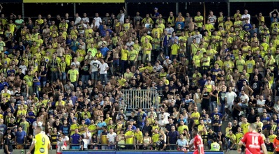 אוהדי מכבי (יניב גונן) אוהדי מכבי (יניב גונן)