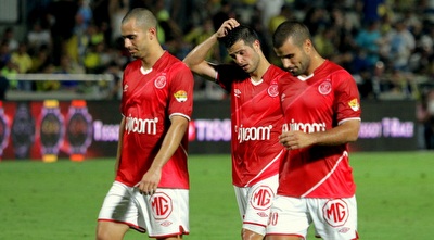 שחקני הפועל מאוכזבים (יניב גונן) שחקני הפועל מאוכזבים (יניב גונן)