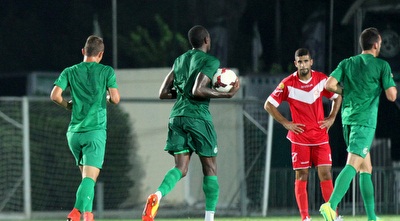 שחקני מכבי חיפה חוגגים (רדאד ג´בארה)