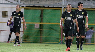 שחקני בית&qout;ר מאוכזבים (משה חרמון)