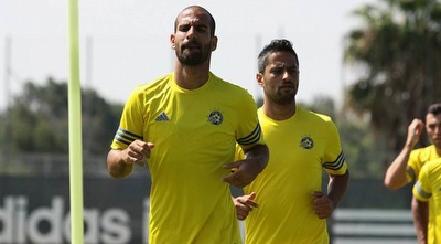 ברק יצחקי מתאמן (הפייסבוק של מכבי ת&qout;א) (מערכת ONE) ברק יצחקי מתאמן (הפייסבוק של מכבי ת&qout;א) (מערכת ONE)