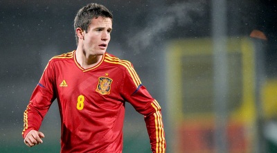 סאול במדי נבחרת ספרד. יעזור לישראל להעפיל לפלייאוף?