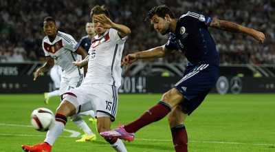 מולגרוו בועט מול דורם (רויטרס)