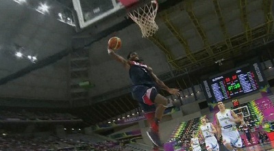 קנת´ פאריד מטביע (צילום מסך) קנת´ פאריד מטביע (צילום מסך)