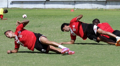 בוזגלו וברדה מתחממים (יניב גונן)