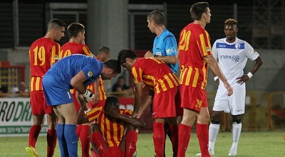 בלו מורחק. &qout;לא ניסה לפגוע&qout; (משה חרמון)