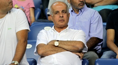 אבי לוזון (יניב גונן)