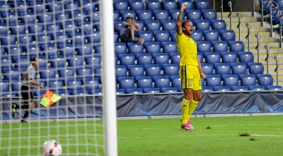 פריצה חוגג (יניב גונן)