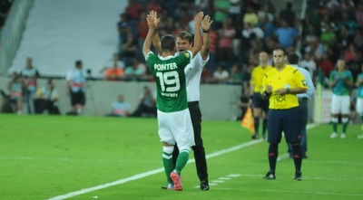 אבוחצירה חוגג עם סטנוייביץ´ (עומרי שטיין)