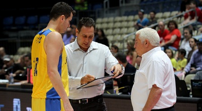 גודס וגרשון מתדרכים את פניני (רדאד ג´בארה)