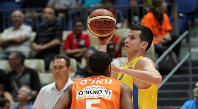 גיא פניני מול פרסטון נואלס (רדאד ג´בארה)