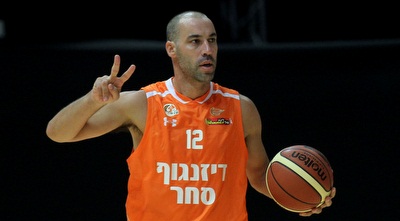 מאיר טפירו. משחק לא רע לרכז הוותיק (רדאד ג´בארה)