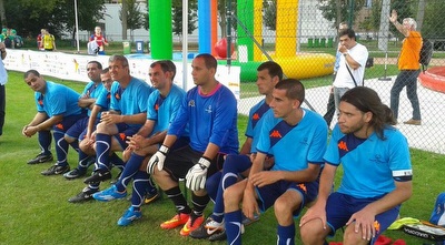 נבחרת הכדורגל. לוקחים חלק בתחרות (ראובן אסטרחן)