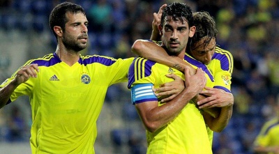 בדש, בן הרוש ובן בסט (יניב גונן) בדש, בן הרוש ובן בסט (יניב גונן)