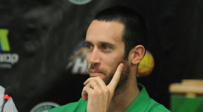 דגן יבזורי (רז שטיין)  (מערכת ONE)