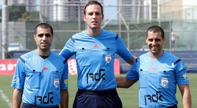 שופטי המשחק (יניב גונן)