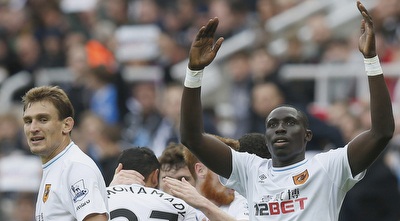 פאפיס סיסה חוגג (רויטרס)