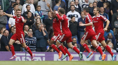 ג&acute;יימס מוריסון חוגג את שער הניצחון לווסט ברומיץ&acute; (רויטרס)