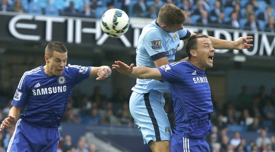 טרי ודזקו במאבק אווירי (רויטרס)