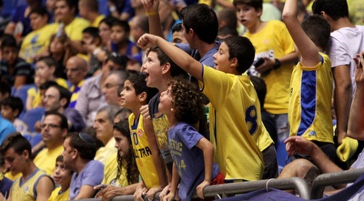 אוהדי מכבי (חגי ניזרי)