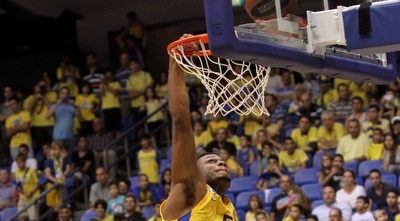 היינס מטביע (חגי ניזרי)