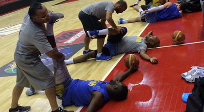 פארגו וסמית´ באימון של מכבי ת&qout;א בברזיל. פארגו וסמית´ באימון של מכבי ת&qout;א בברזיל.