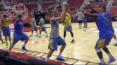 נייט לינהארט והחברים באימון בריו נייט לינהארט והחברים באימון בריו