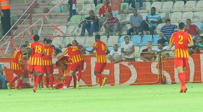 שחקני אשדוד חוגגים (מרטין גוטדאמק) שחקני אשדוד חוגגים (מרטין גוטדאמק)