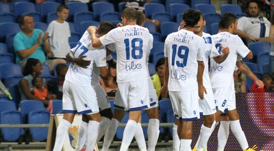 שחקני ק&qout;ש חוגגים (רדאד ג´בארה)