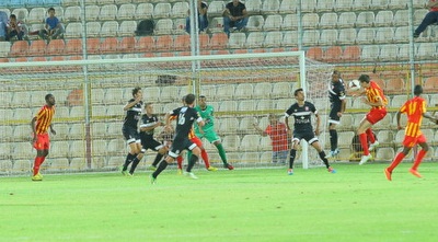 סירושטיין נוגח (מרטין גוטדאמק) סירושטיין נוגח (מרטין גוטדאמק)