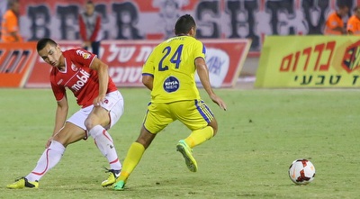 מיטרוביץ´ חולף על פני חובאן (מרטין גוטדאמק) מיטרוביץ´ חולף על פני חובאן (מרטין גוטדאמק)