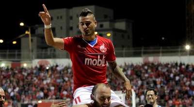 בוזגלו חוגג (יניב גונן)