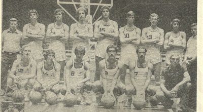 בן דוד (שלישי משמאל למעלה) בהפועל תל אביב (מערכת ONE)