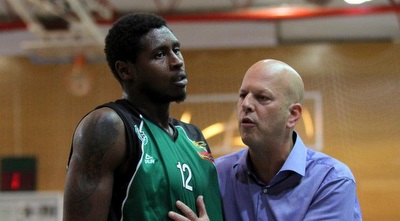 אלן עם רמי הדר. שילם את המחיר על השימוש בסמים (רדאד ג´בארה) אלן עם רמי הדר. שילם את המחיר על השימוש בסמים (רדאד ג´בארה)