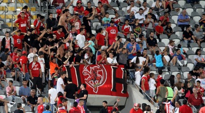 אוהדי הפועל ת&qout;א (חגי ניזרי)