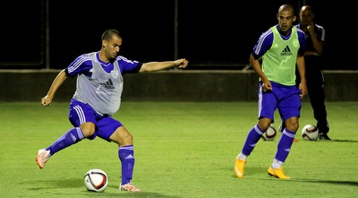 גילי ורמוט מלהטט (רדאד ג´בארה)