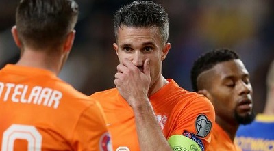 ואן פרסי והונטלאר. יצליחו להתאושש מהפתיחה האיומה?