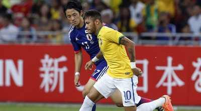 ניימאר חולף על פני מוריוקה (רויטרס)