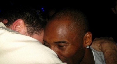 בראיינט בחיבוק אמיץ עם גפני