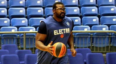 סופו. נכנס לכושר (משה חרמון)